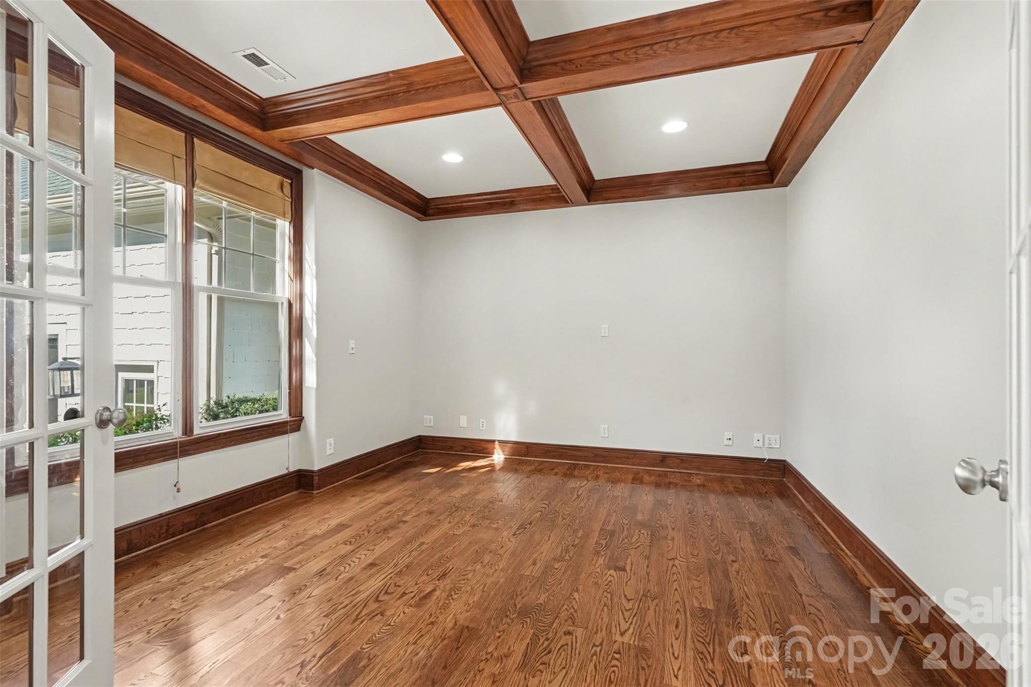 21253 Sandy Cove Road Property Photo 6