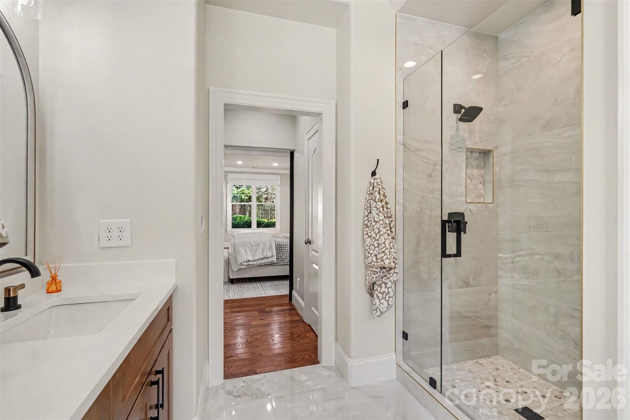 21253 Sandy Cove Road Property Photo 11