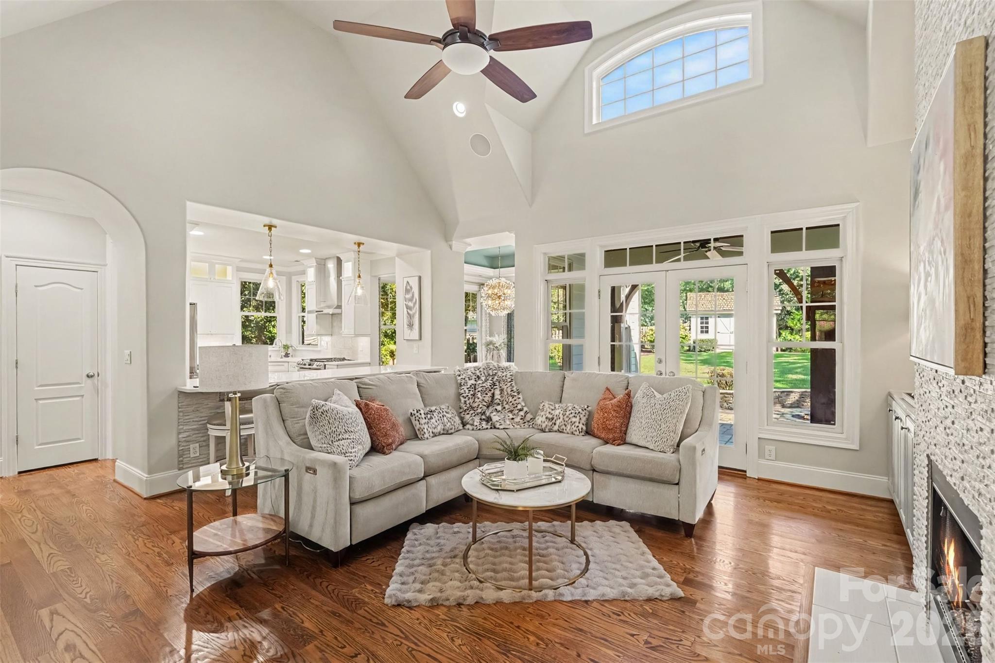 21253 Sandy Cove Road Property Photo 12