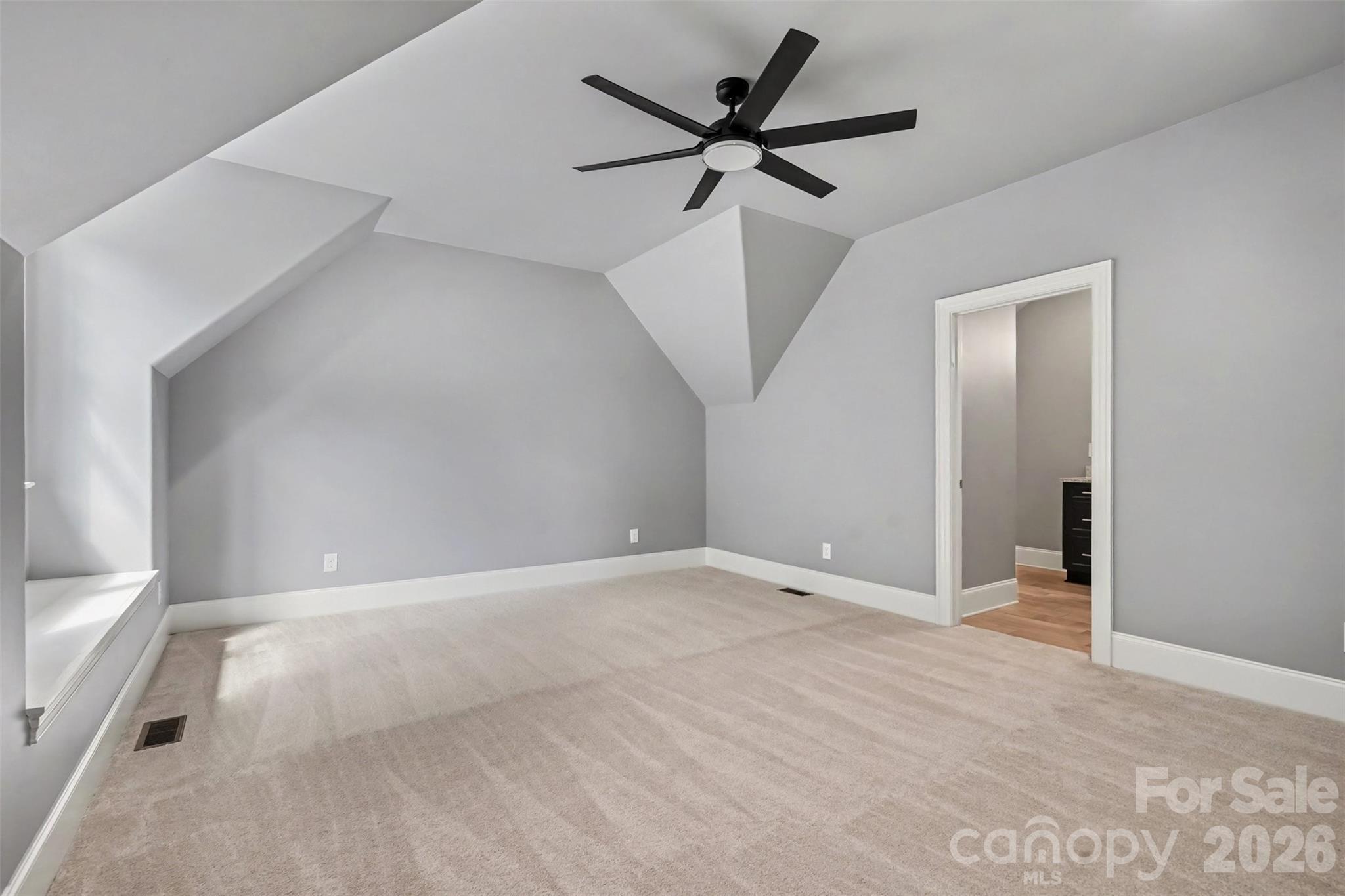 21253 Sandy Cove Road Property Photo 29