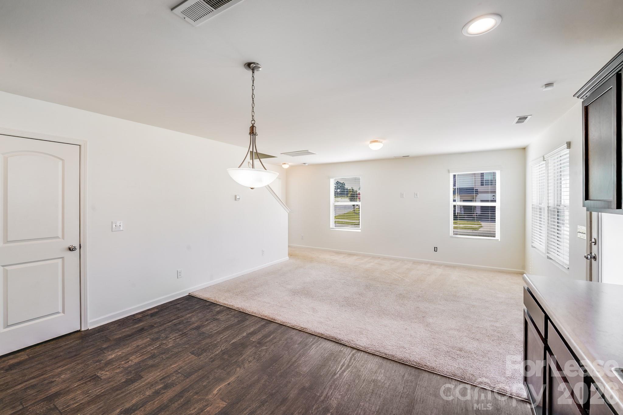 12915 Hill Pine Road Property Photo 6