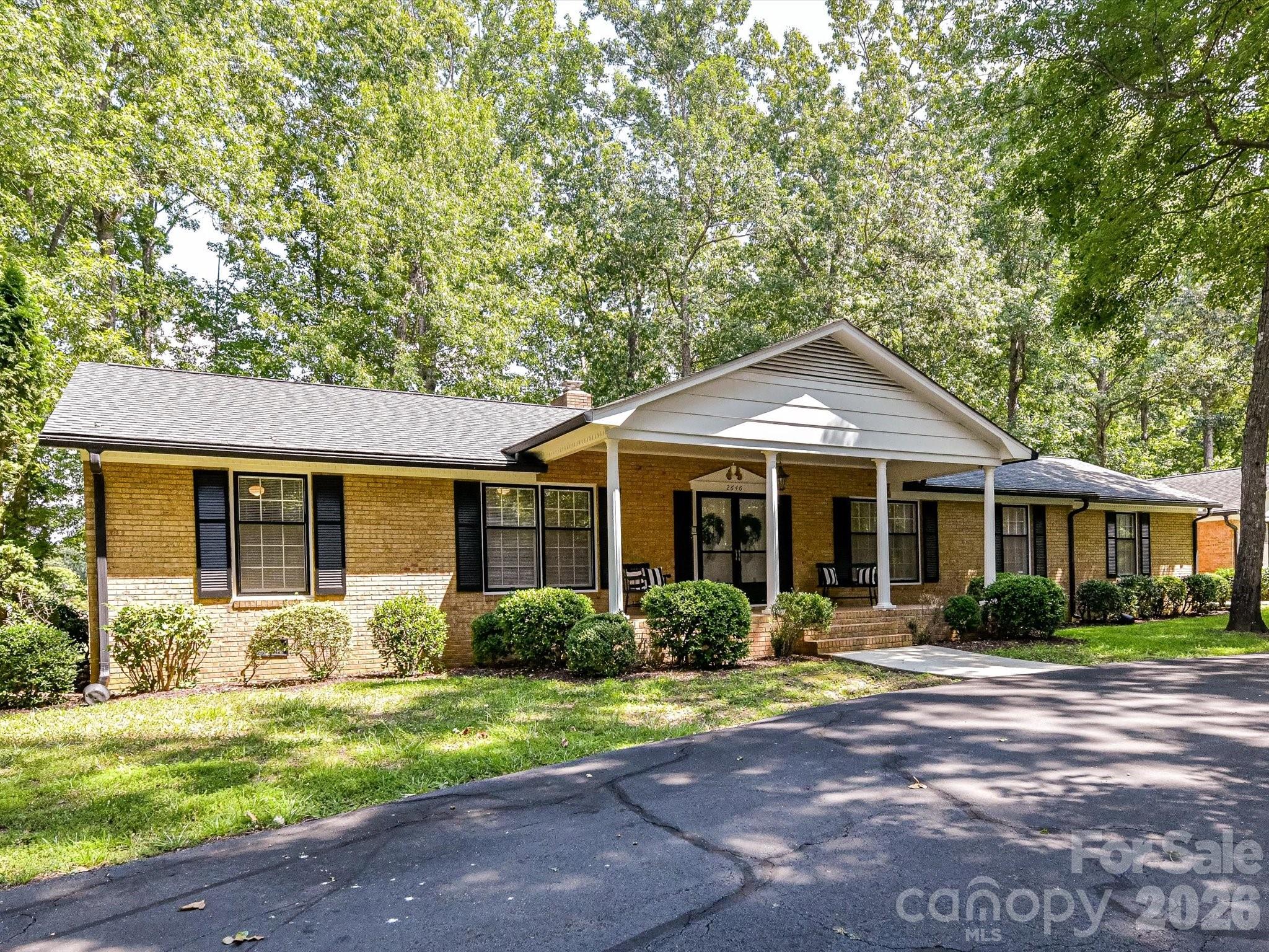 2646 Rolling Hills Drive Property Photo
