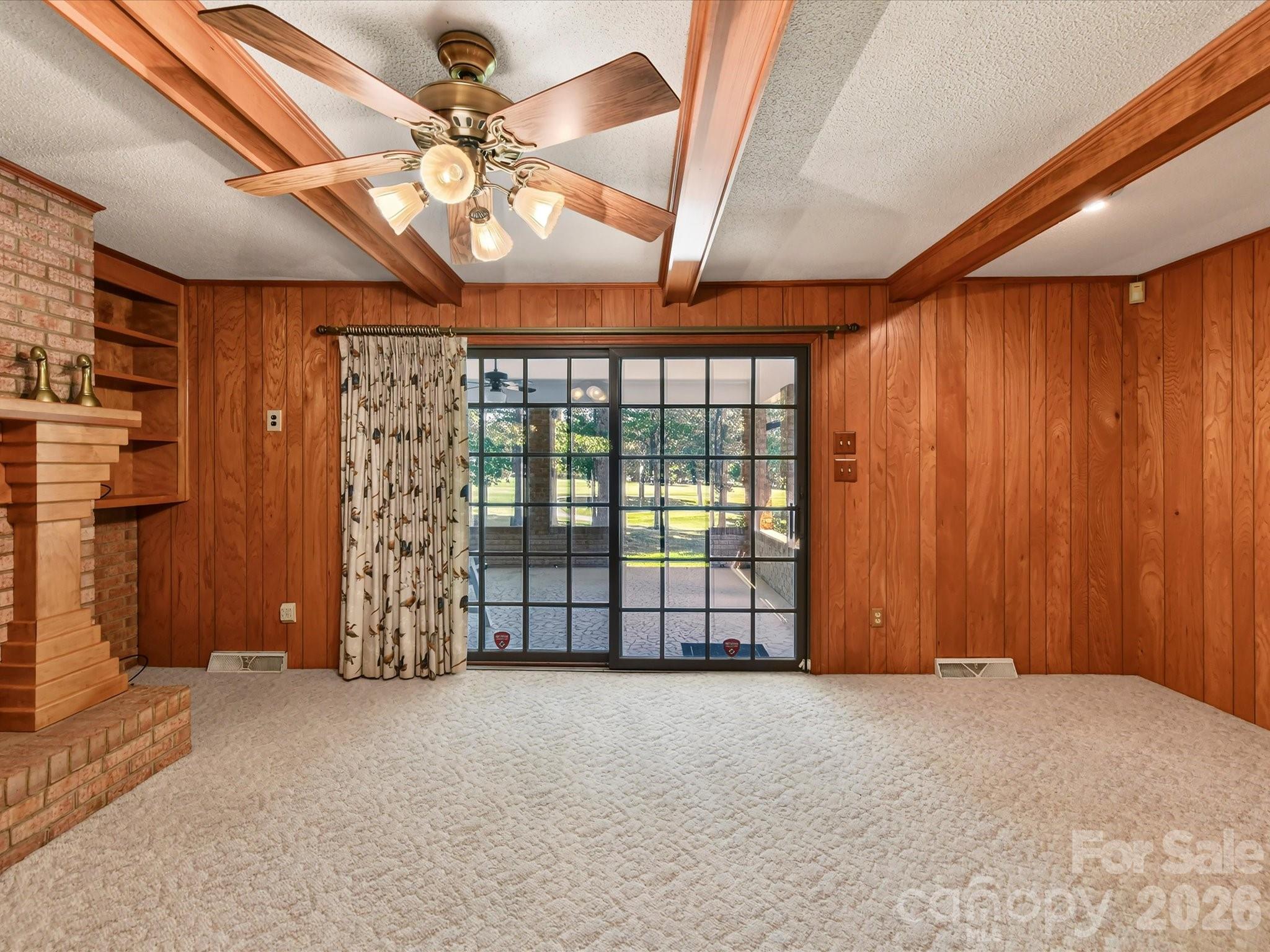 2646 Rolling Hills Drive Property Photo 7