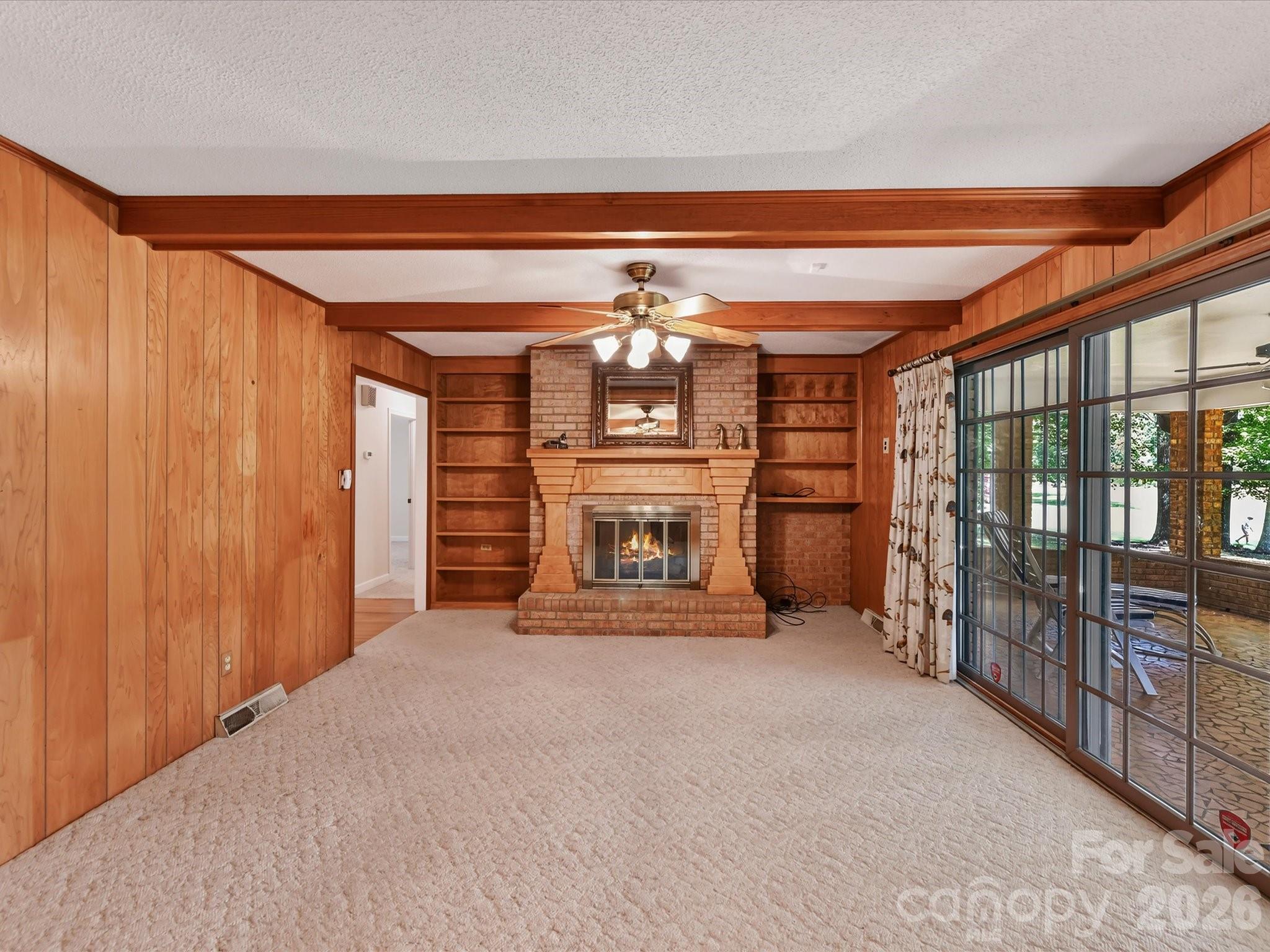 2646 Rolling Hills Drive Property Photo 8