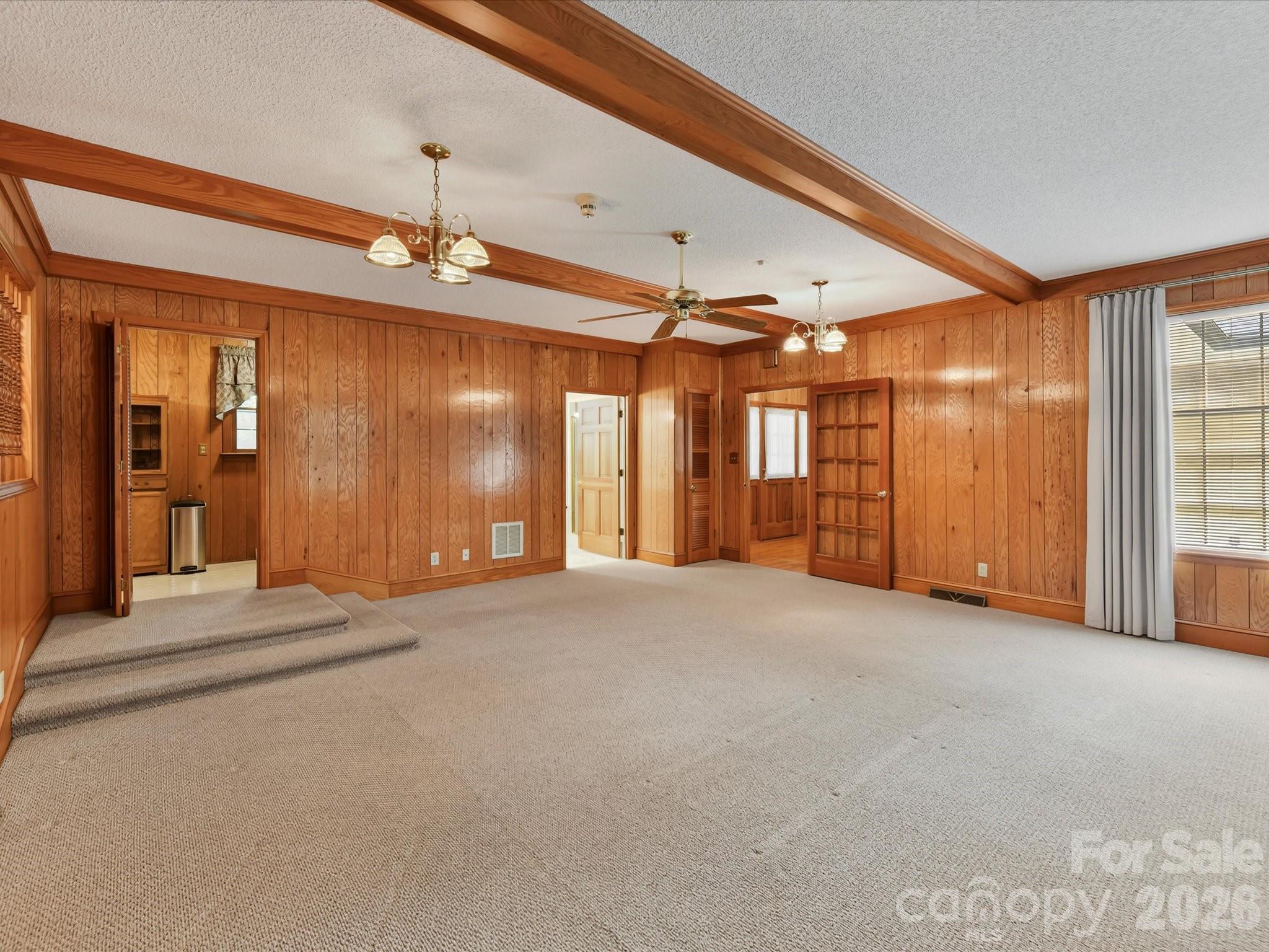 2646 Rolling Hills Drive Property Photo 13