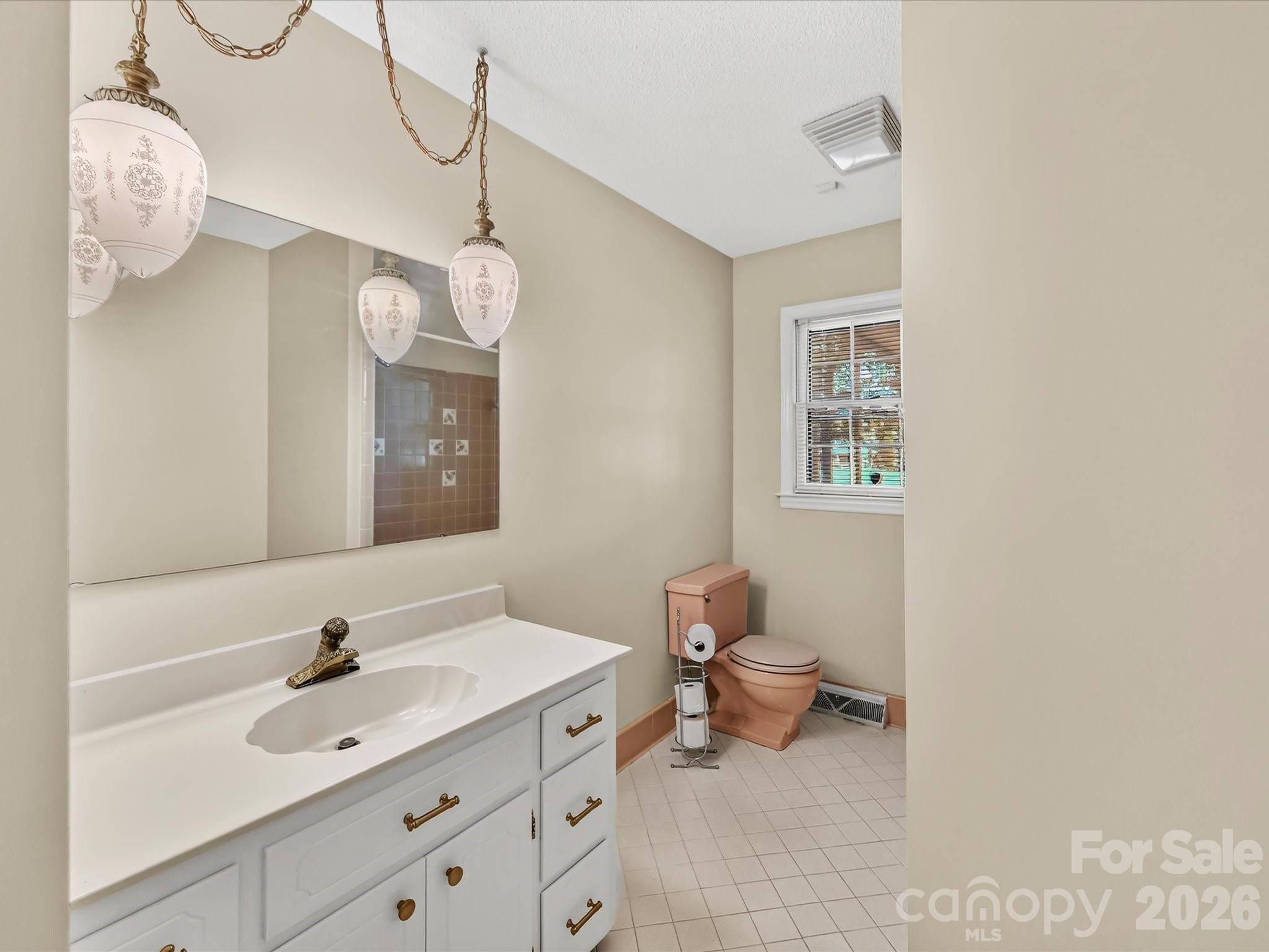 2646 Rolling Hills Drive Property Photo 23