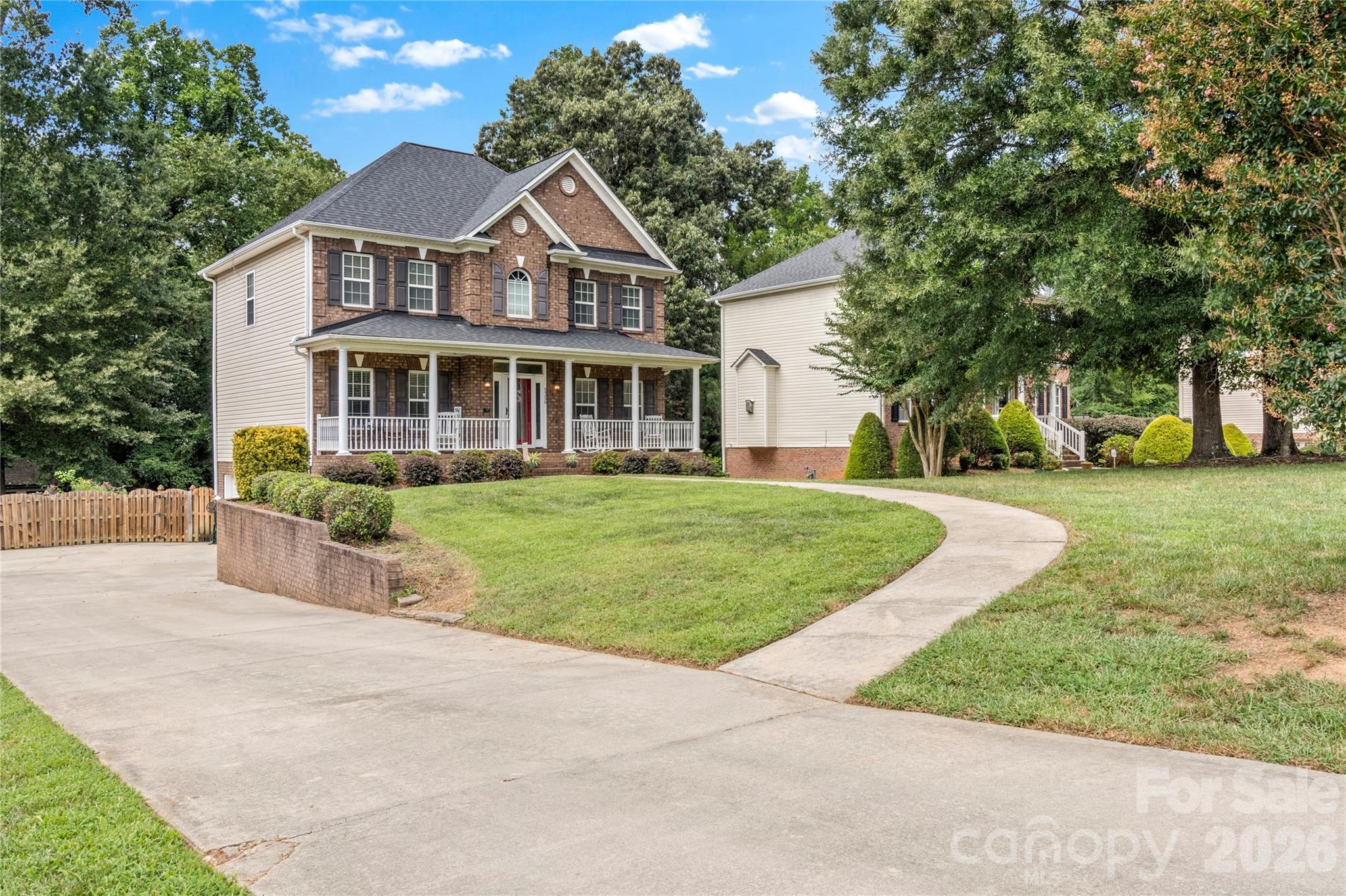 5356 Graycliff Lane Property Photo 3