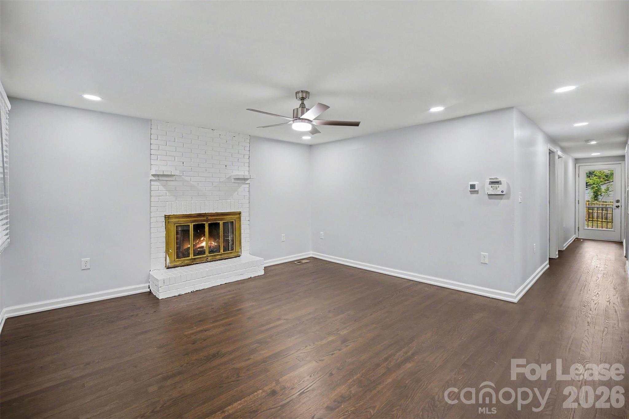 841 Mcarthur Avenue Property Photo 3