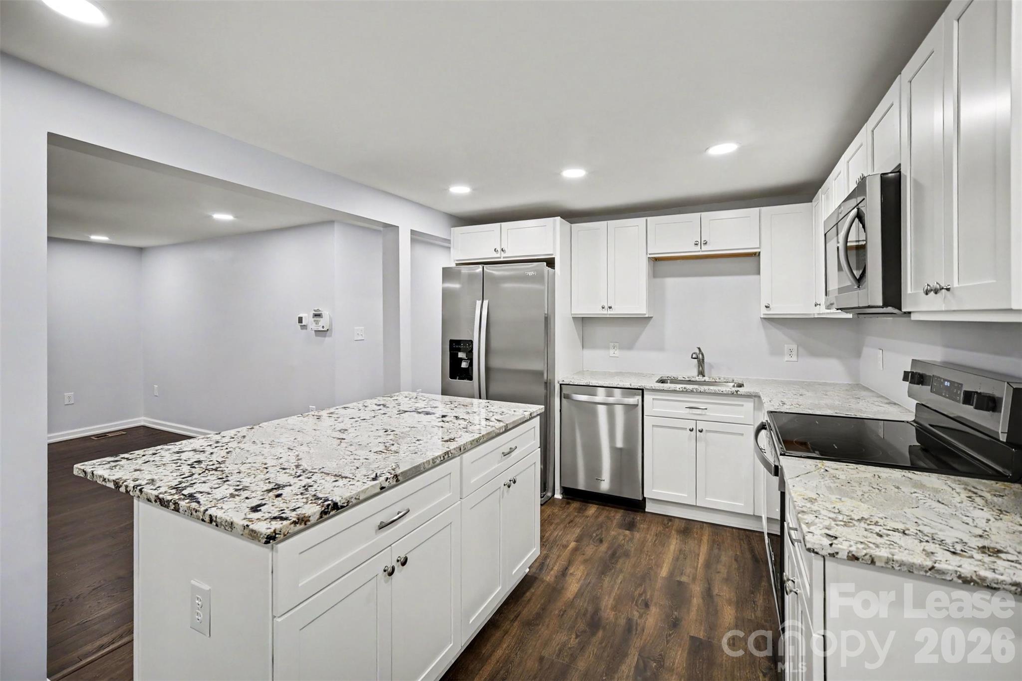 841 Mcarthur Avenue Property Photo 7