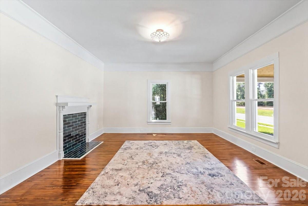 317 S Ridge Avenue Property Photo 3
