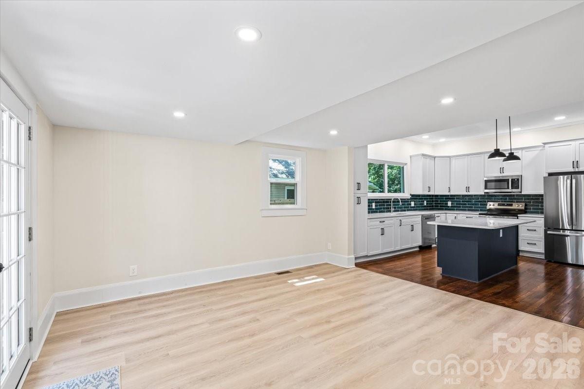317 S Ridge Avenue Property Photo 11