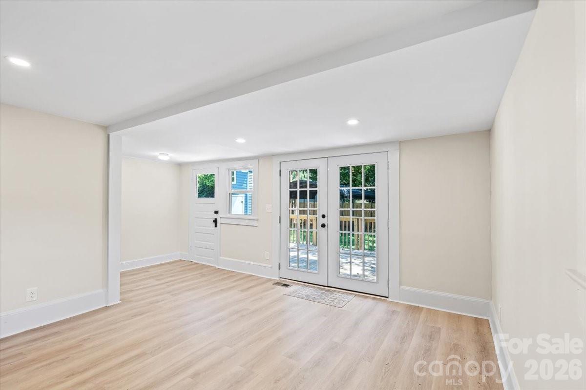 317 S Ridge Avenue Property Photo 13