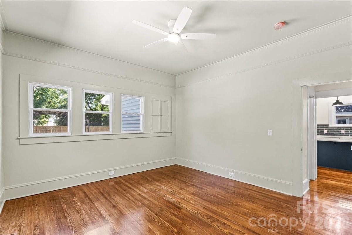 317 S Ridge Avenue Property Photo 17