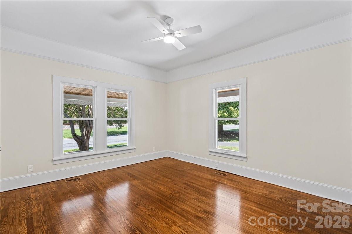 317 S Ridge Avenue Property Photo 30