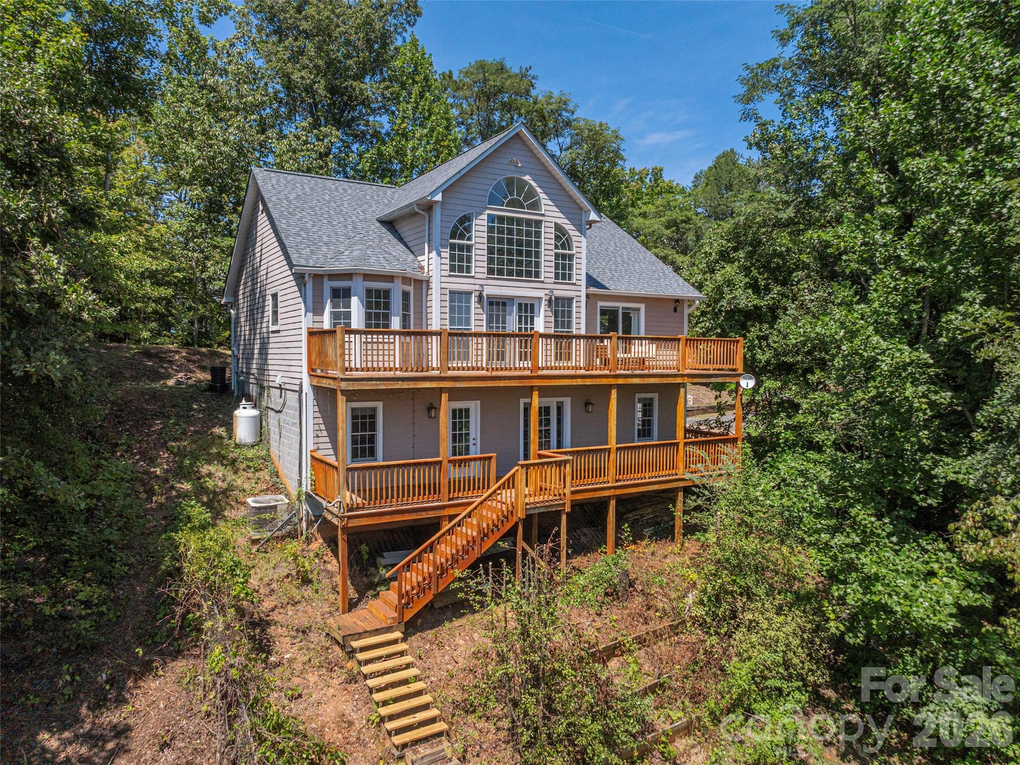 499 Match Point Property Photo 1