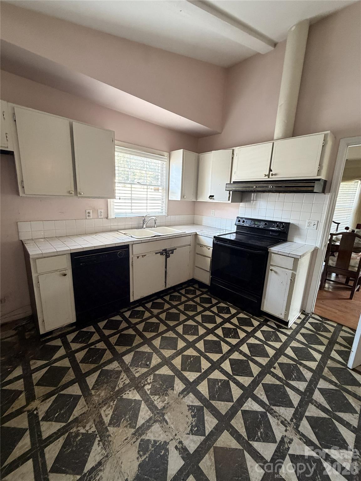 4417217 Property Photo 12