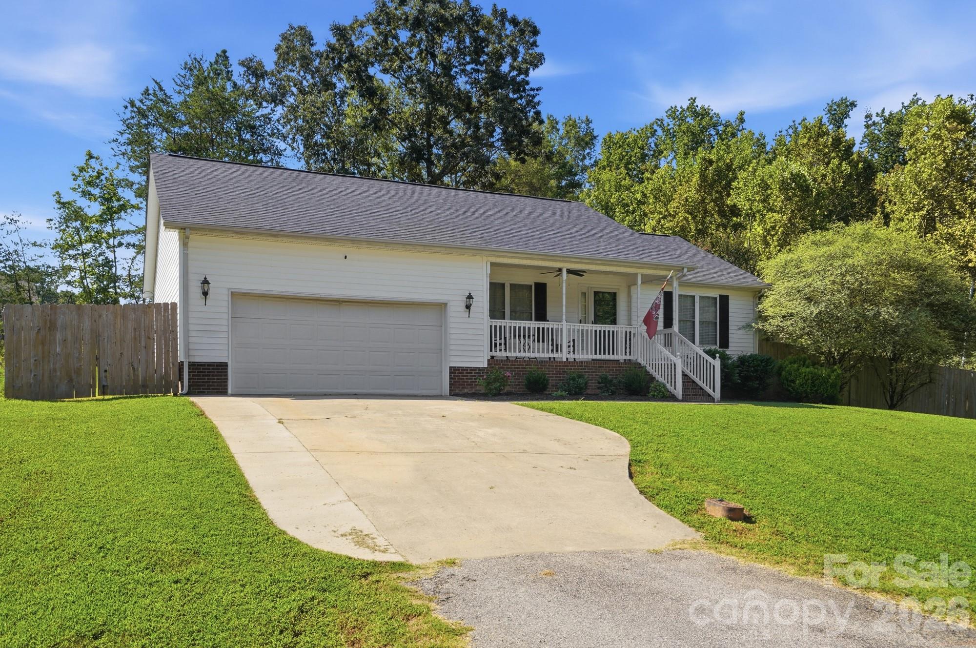 86 Fifth Street Property Photo 3