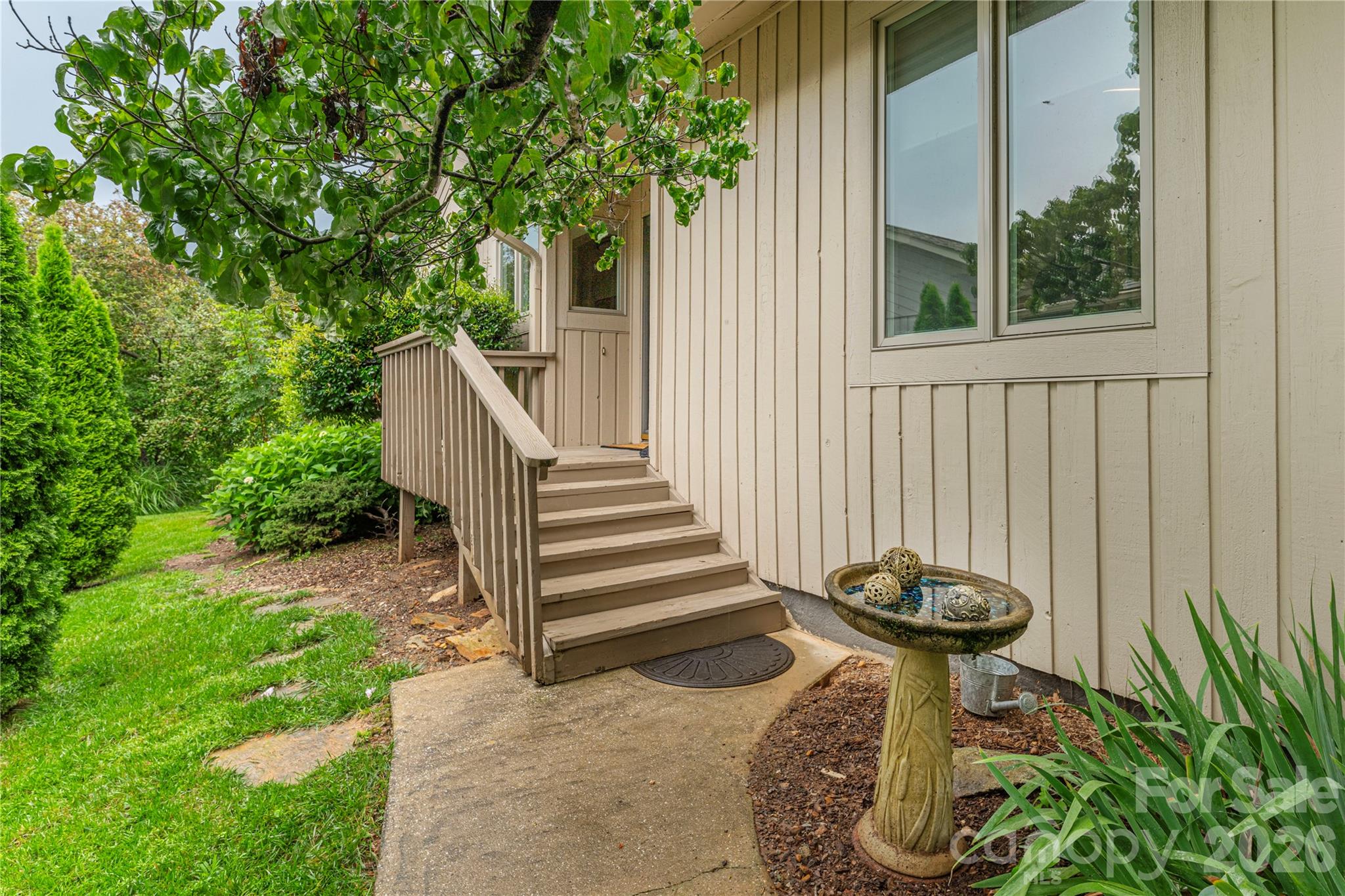 121 Deerlake Drive Property Photo 3