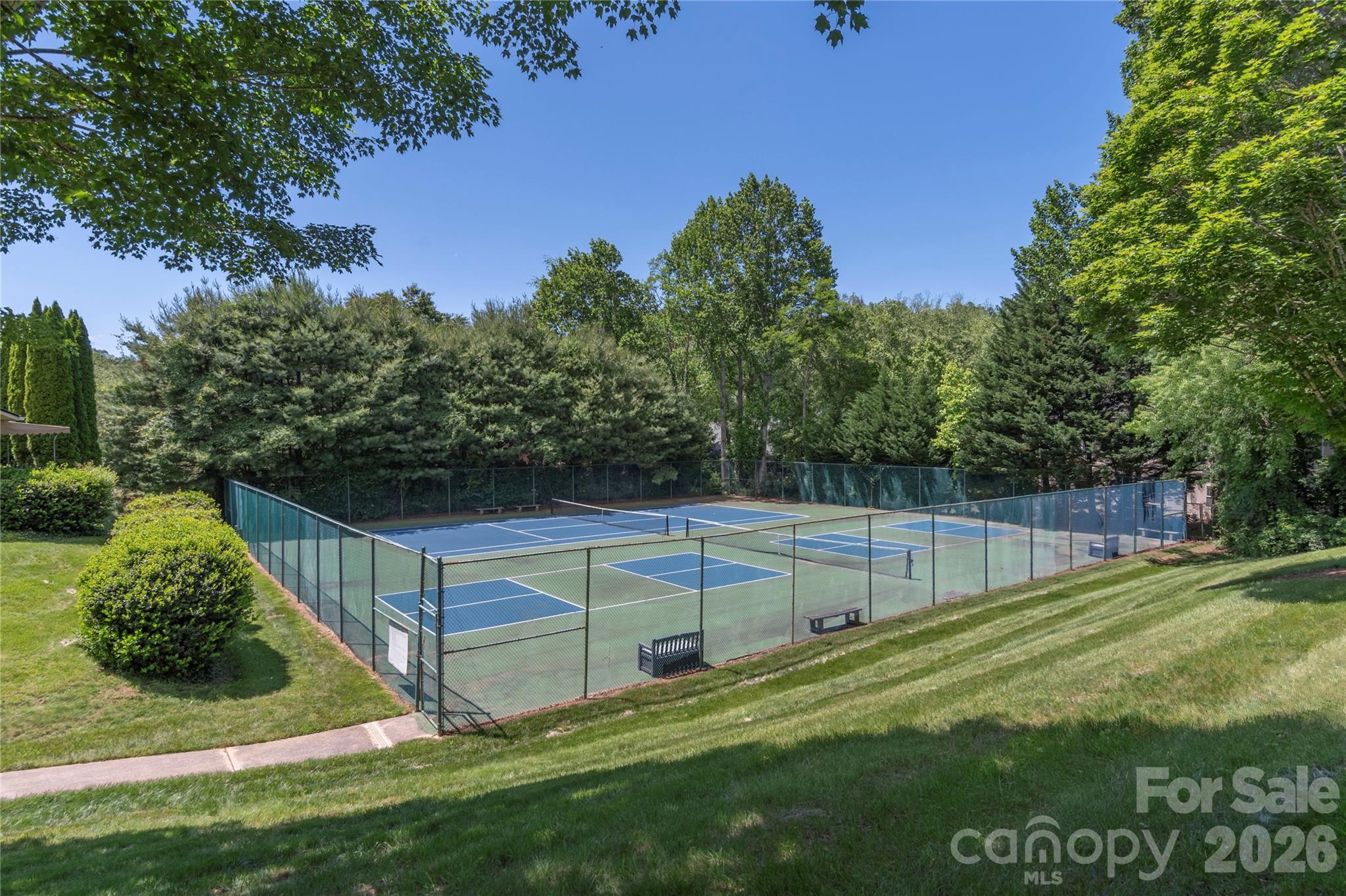 121 Deerlake Drive Property Photo 25