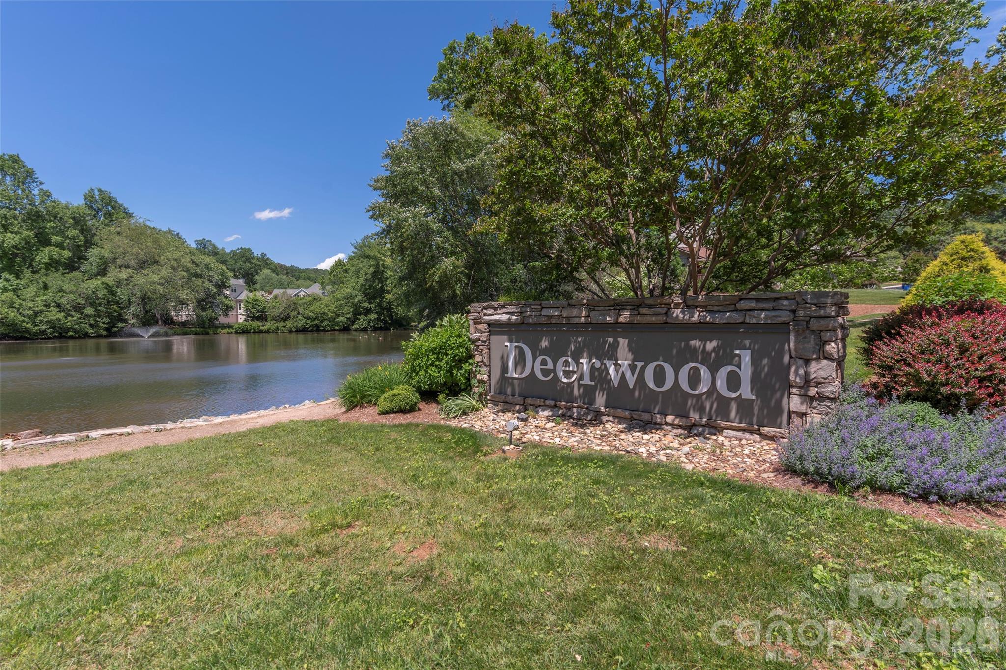 121 Deerlake Drive Property Photo 28
