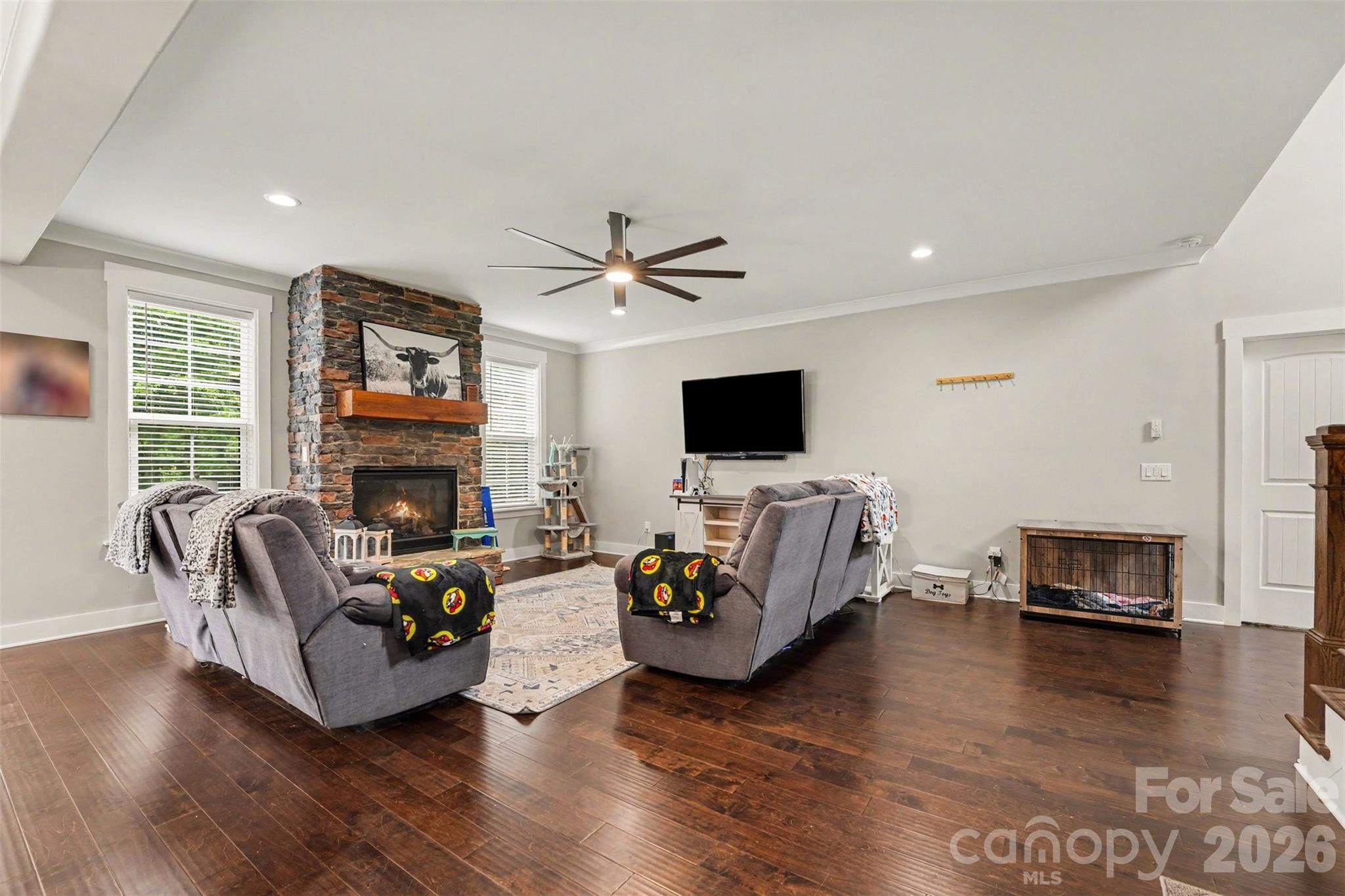 496 Bellingshire Drive Property Photo 10