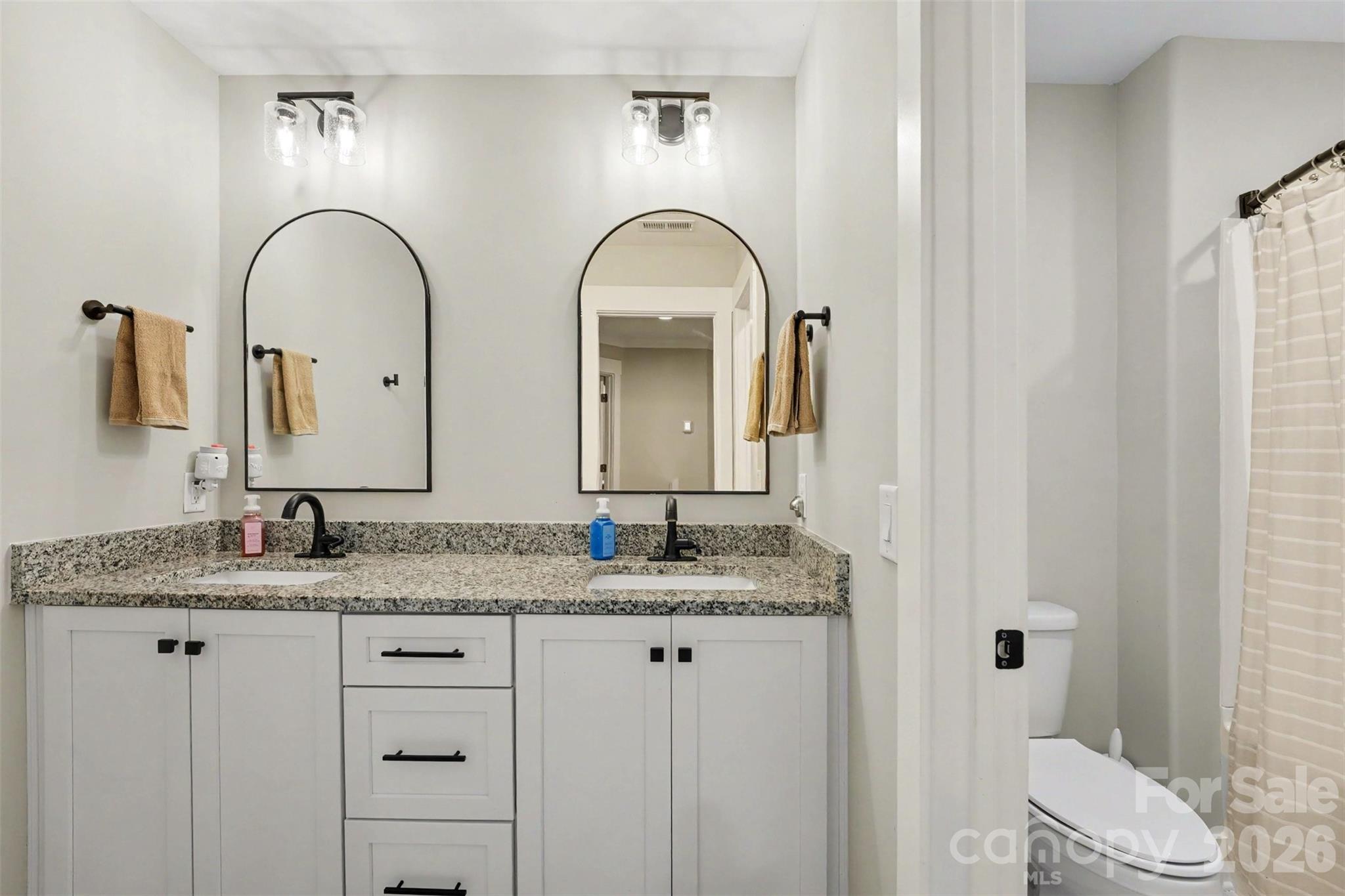 496 Bellingshire Drive Property Photo 28
