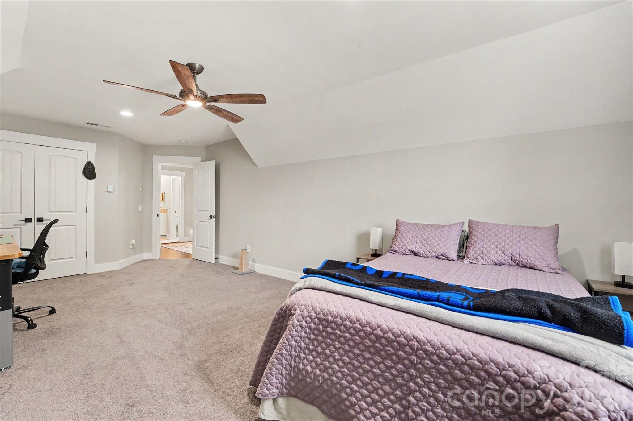 496 Bellingshire Drive Property Photo 33