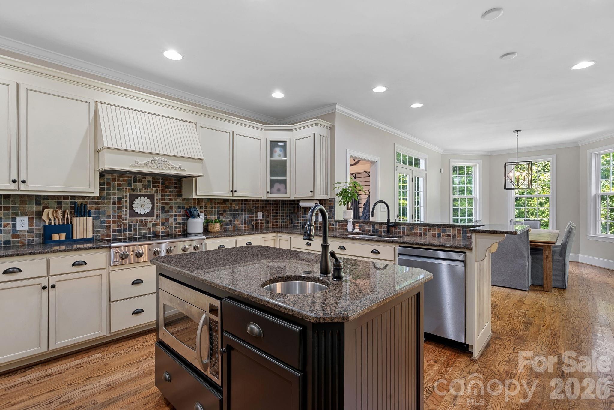 3850 Oakdale Road Property Photo 13
