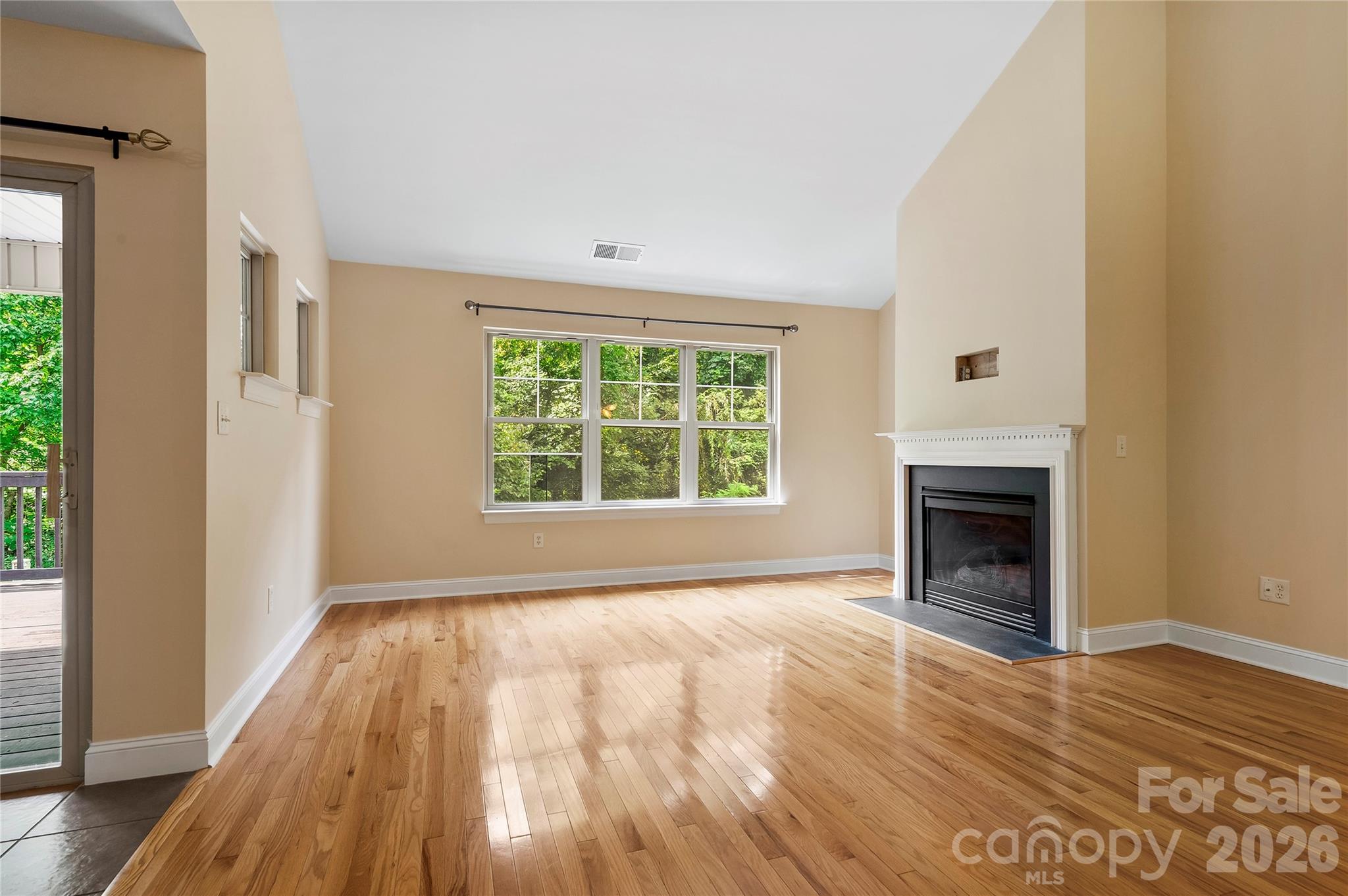 156 B Wash Creek Drive Property Photo 7