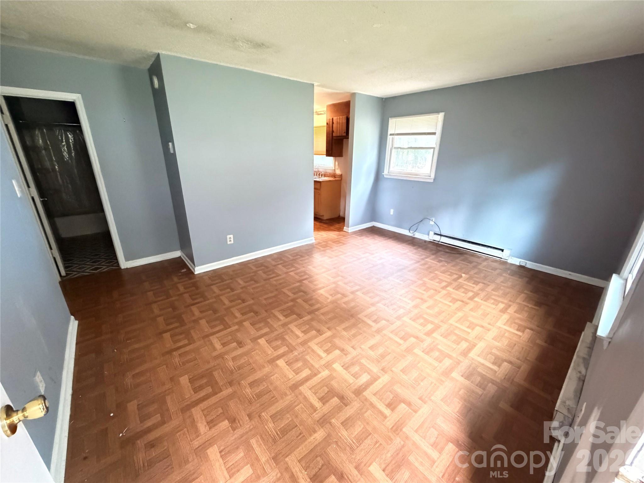6783 Glover Lane Property Photo 2