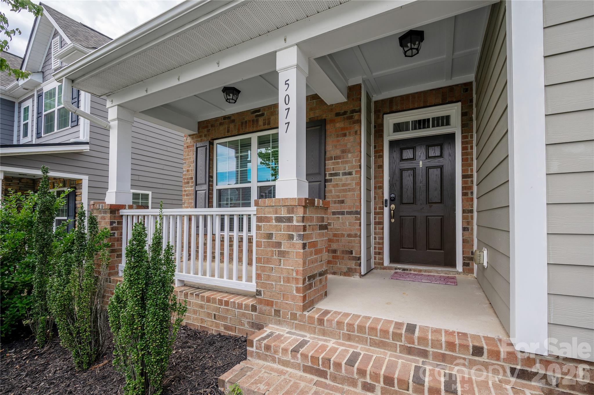 5077 Waterloo Drive Property Photo 2