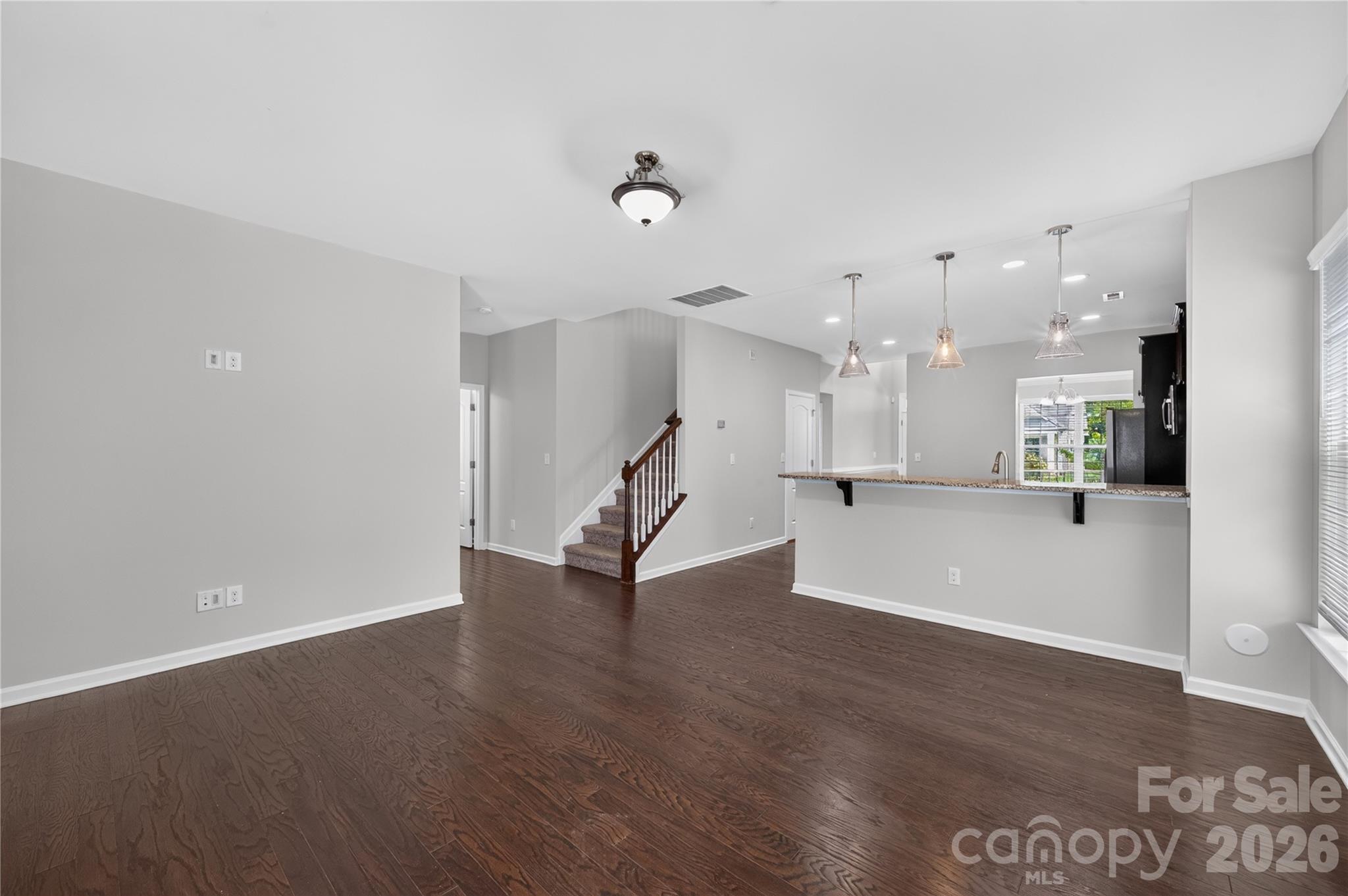 5077 Waterloo Drive Property Photo 14