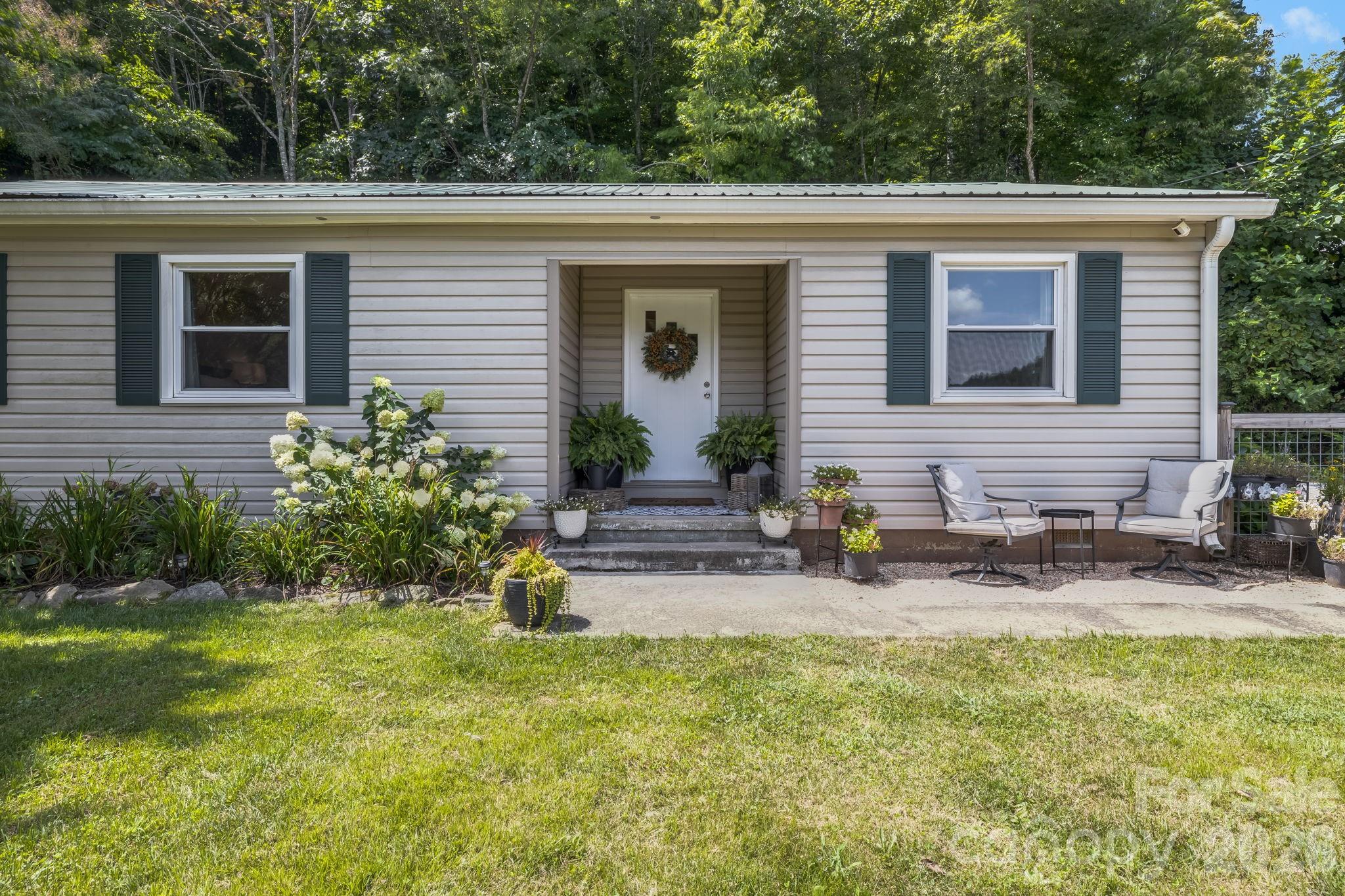1772 Nc 9 Highway Property Photo 38