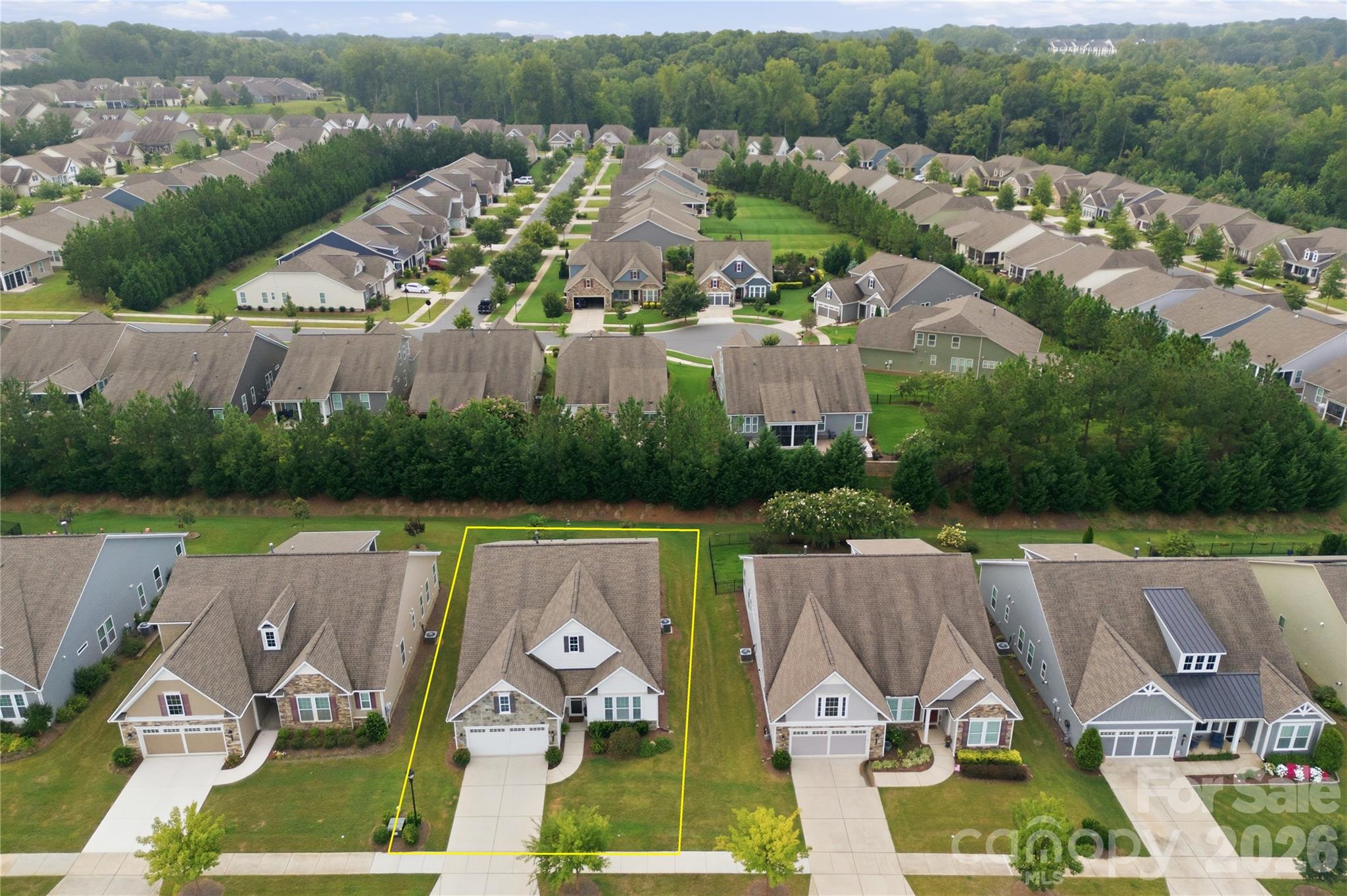 7106 Overjoyed Crossing Property Photo 5