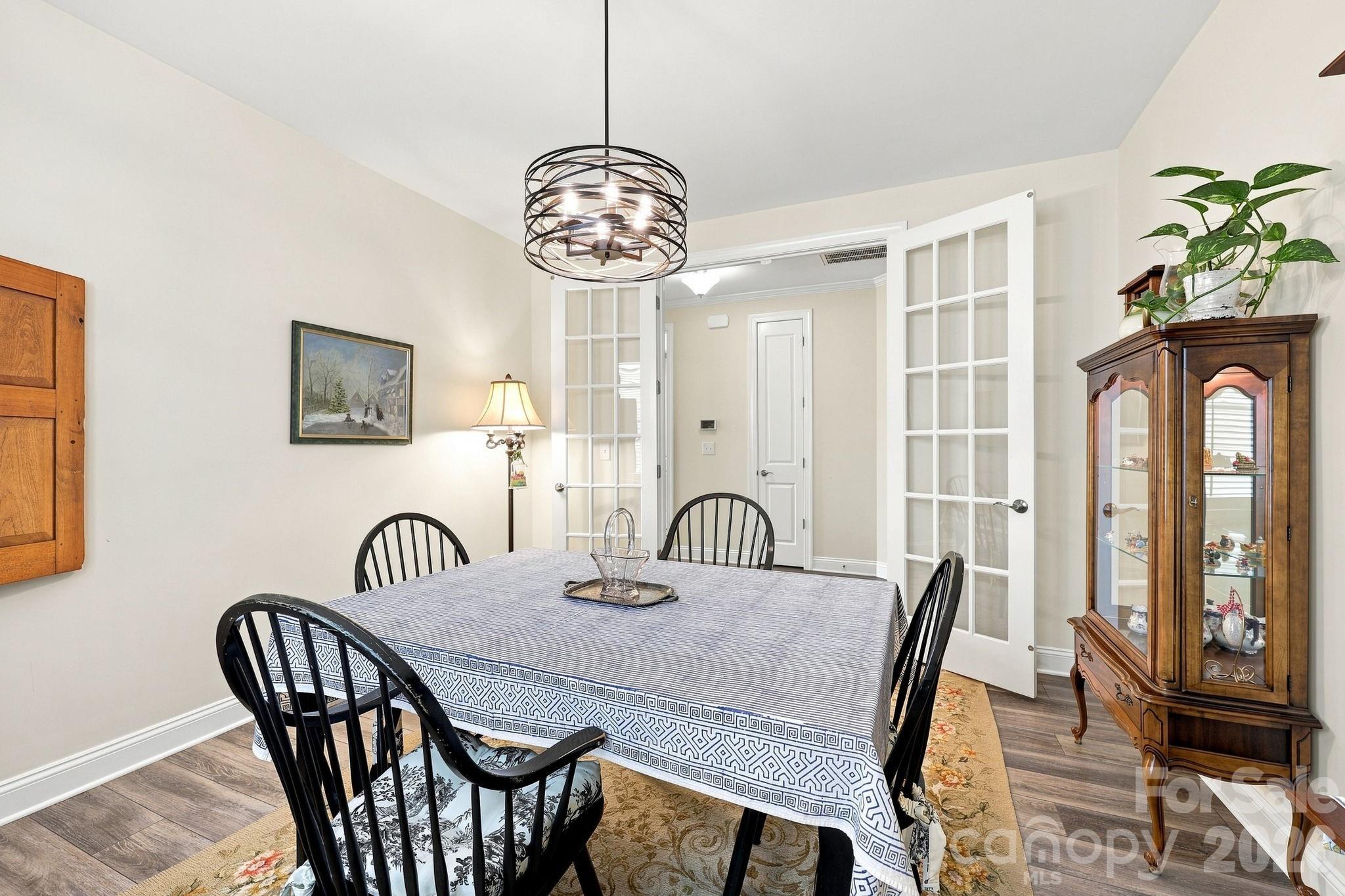 7106 Overjoyed Crossing Property Photo 9