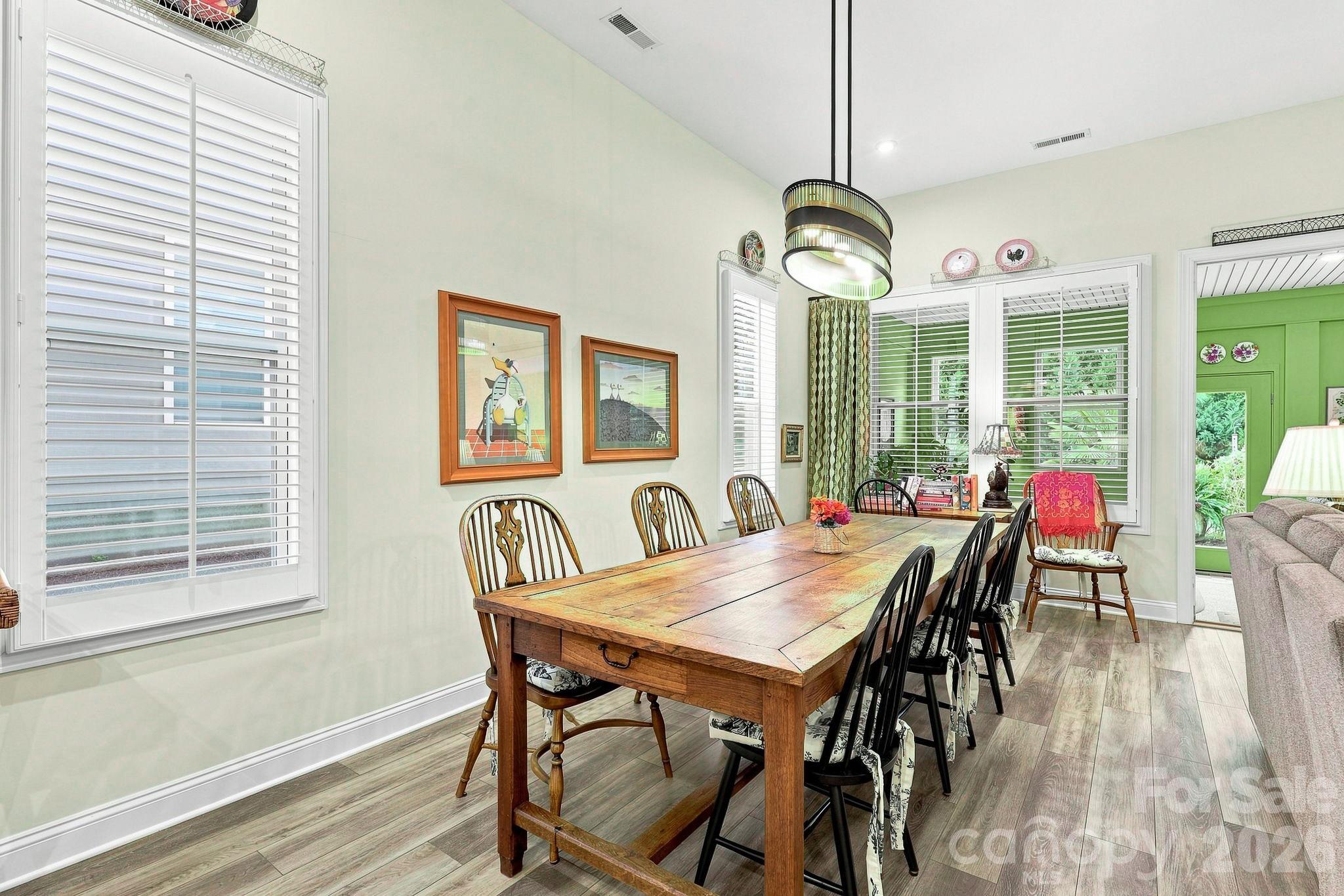 7106 Overjoyed Crossing Property Photo 19