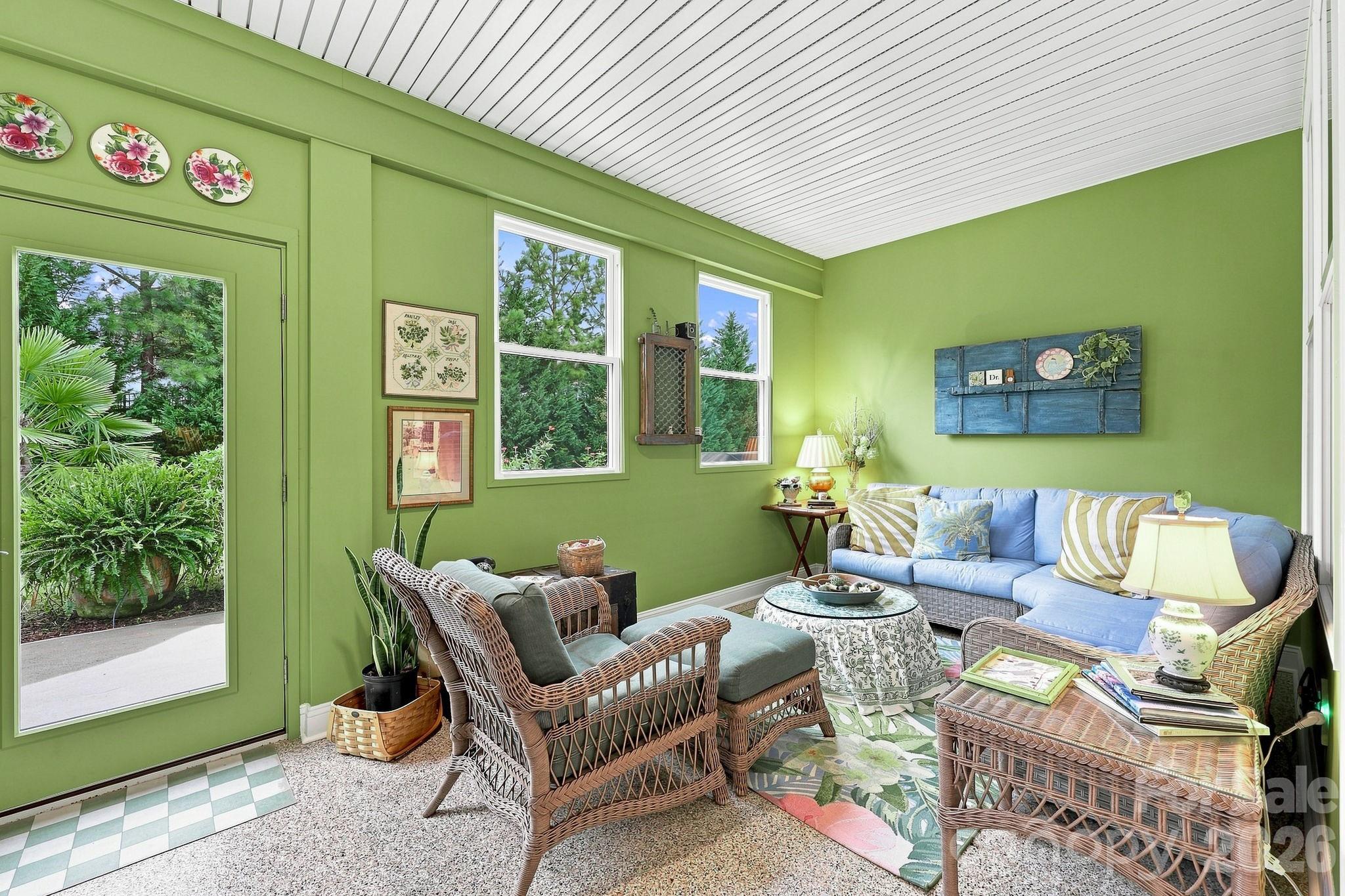 7106 Overjoyed Crossing Property Photo 23