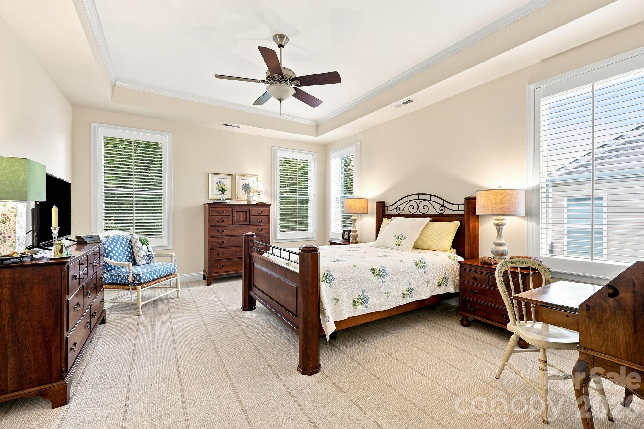 7106 Overjoyed Crossing Property Photo 25