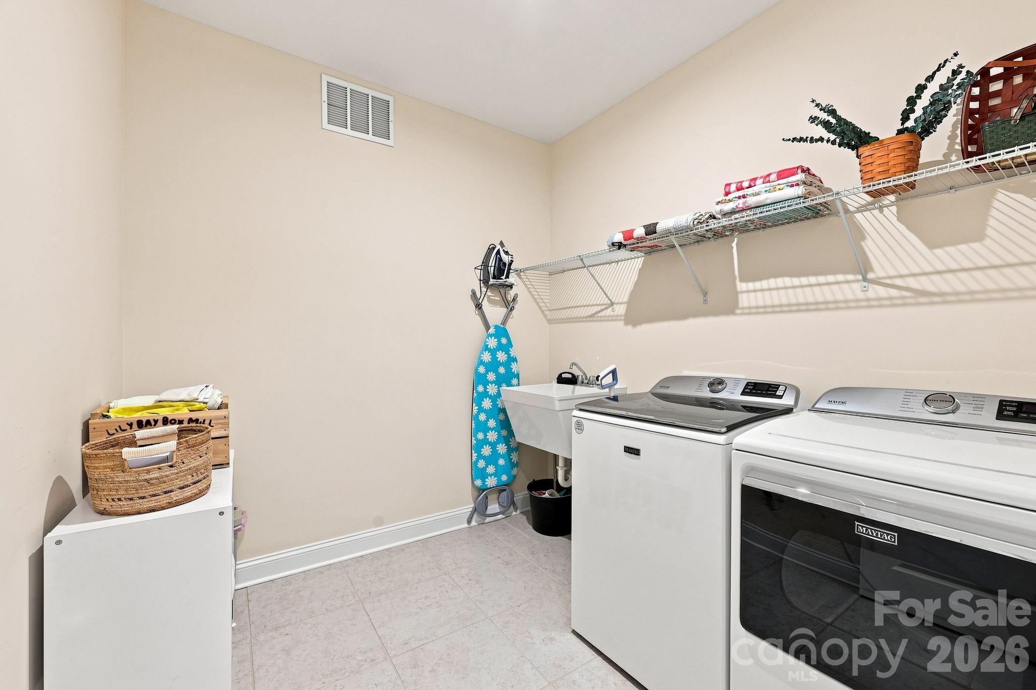 7106 Overjoyed Crossing Property Photo 29