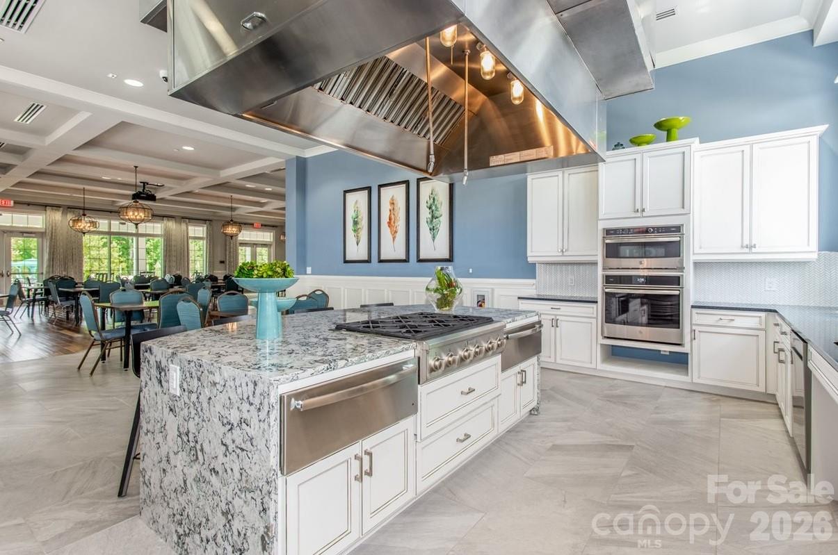 7106 Overjoyed Crossing Property Photo 45