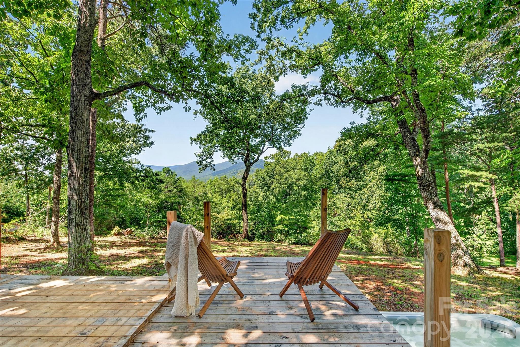 128 Pearson Circle Property Photo 3