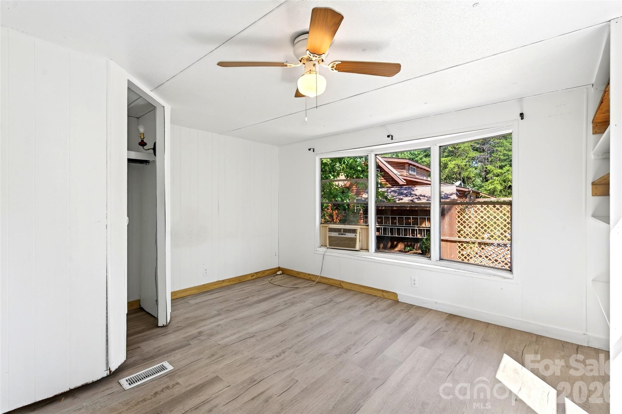 128 Pearson Circle Property Photo 15