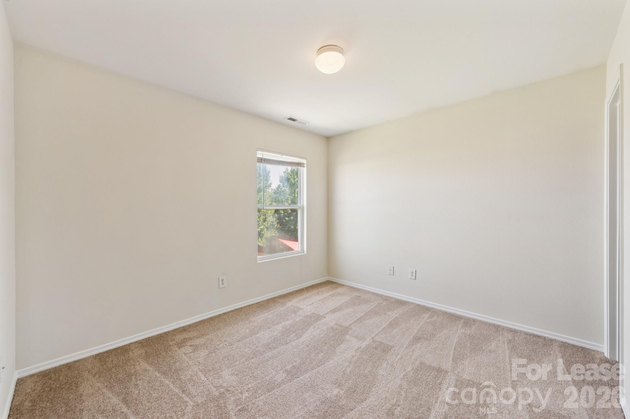 8605 Redding Glen Avenue Property Photo 24