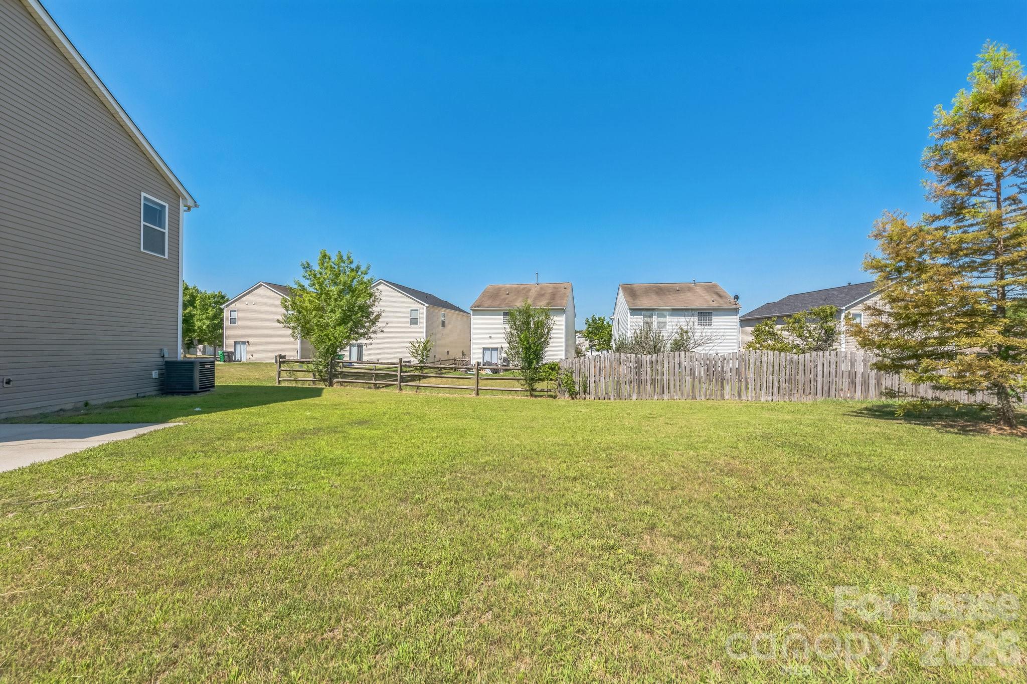 8605 Redding Glen Avenue Property Photo 30