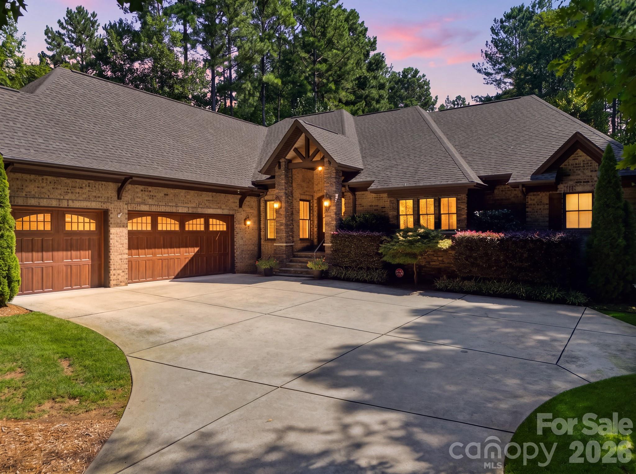 7197 Windy Ridge Drive Property Photo 1