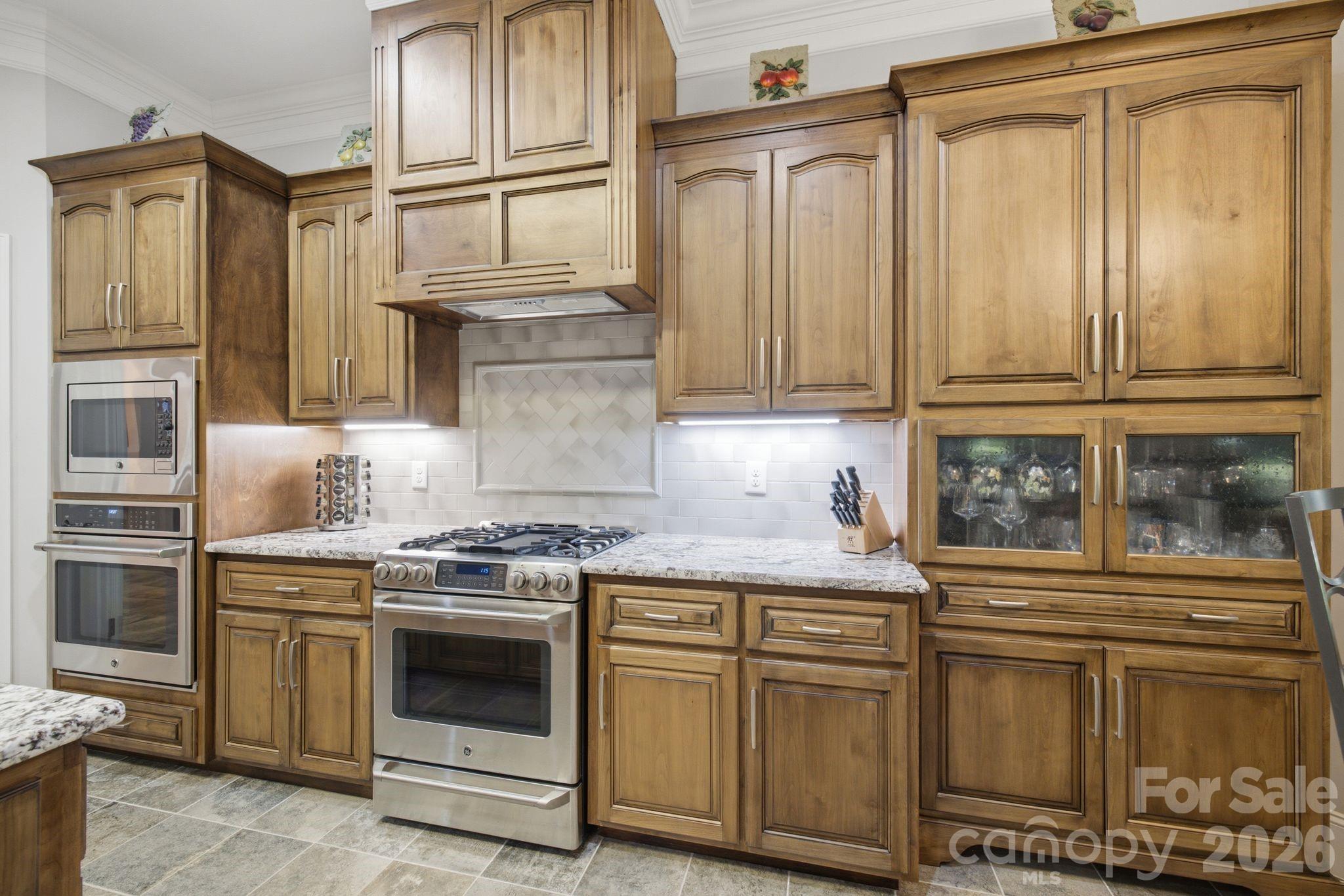 7197 Windy Ridge Drive Property Photo 18