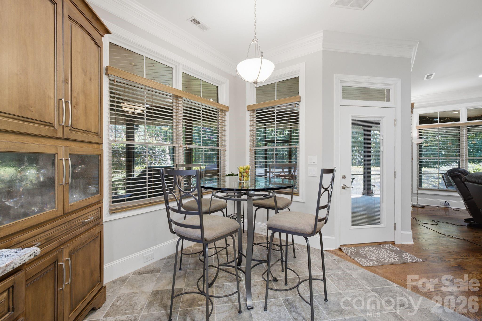 7197 Windy Ridge Drive Property Photo 21