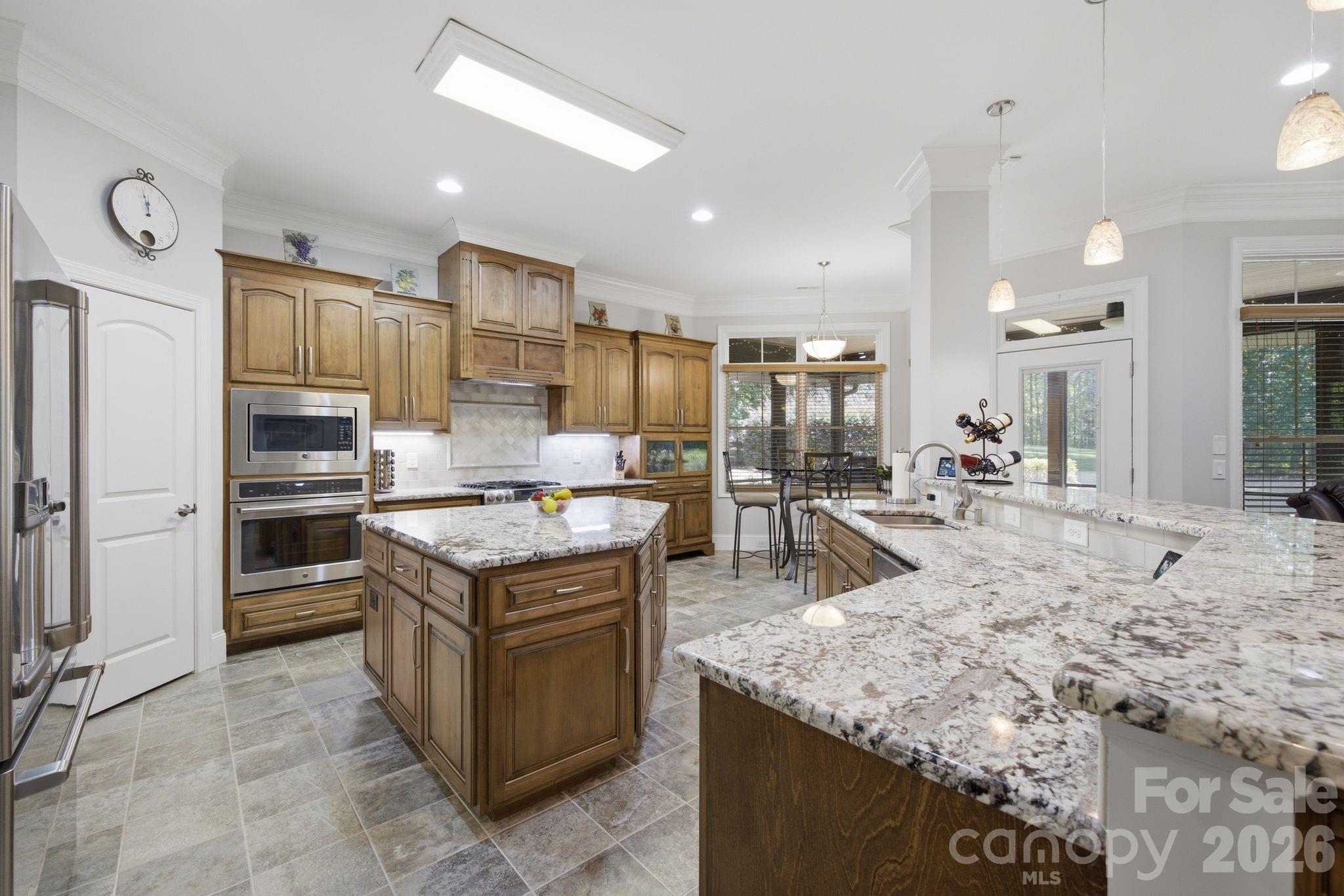 7197 Windy Ridge Drive Property Photo 23