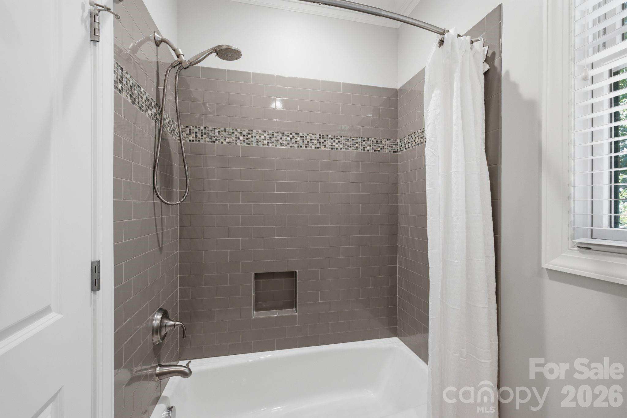 7197 Windy Ridge Drive Property Photo 34