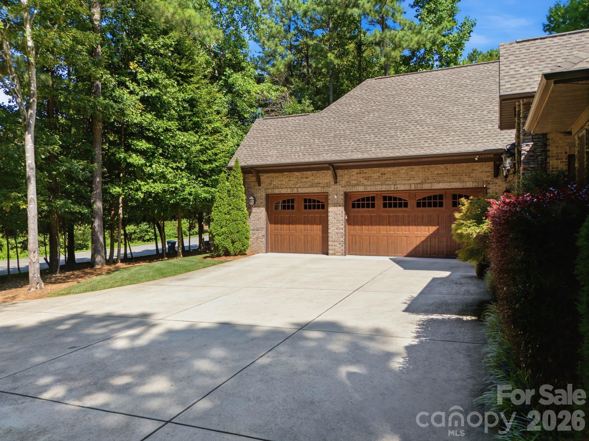 7197 Windy Ridge Drive Property Photo 42
